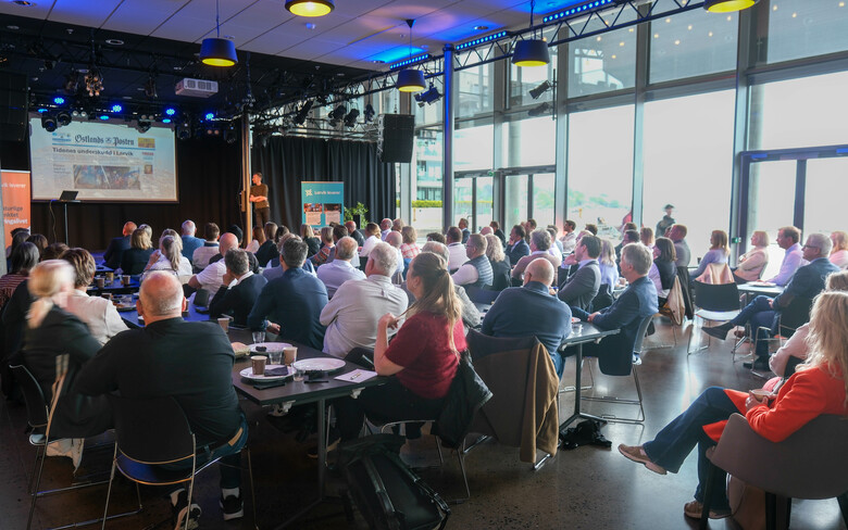 Rekordmange  på frokostmøte
